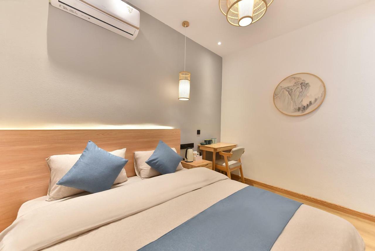 Yifangyan - Tingyuan Qingshe Hostel Fenghuang Luaran gambar